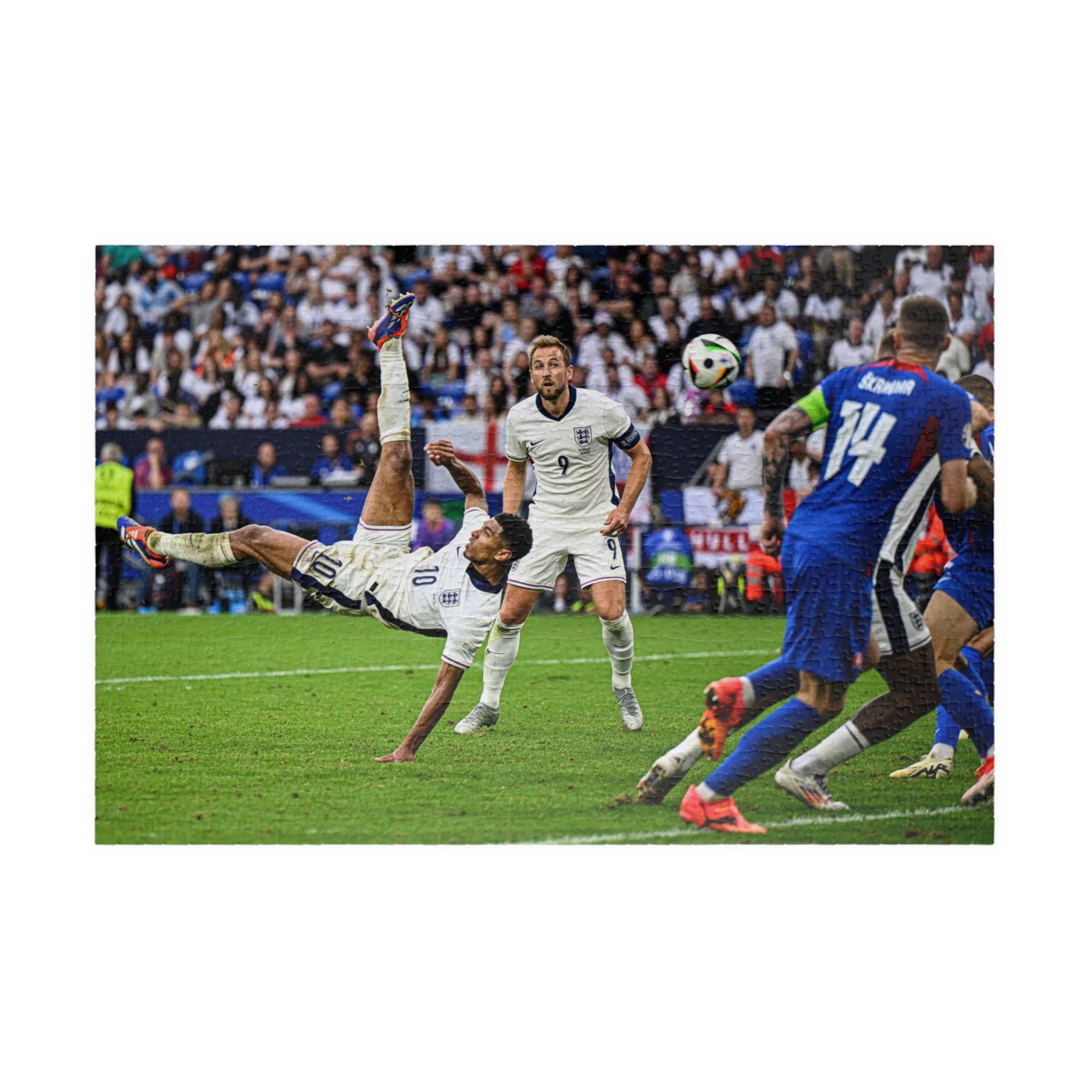 Jude Bellingham Bicycle Kick Photo Puzzle — Stadium Action Jigsaw (110/252/520/1014 Piece)