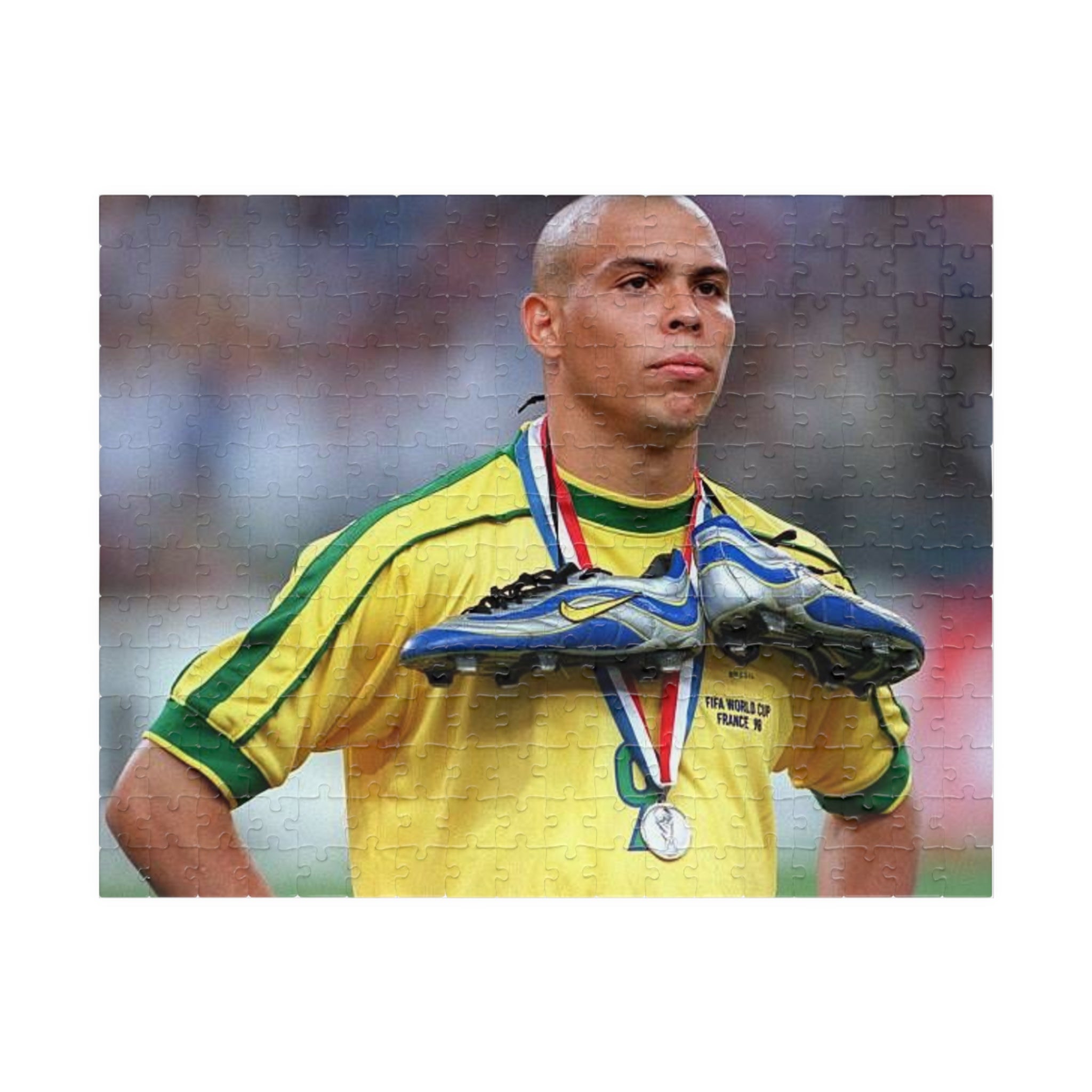 Brazilian Ronaldo R9 Soccer Medalist Photo Puzzle — 110/252/520/1014-Piece Sports Jigsaw