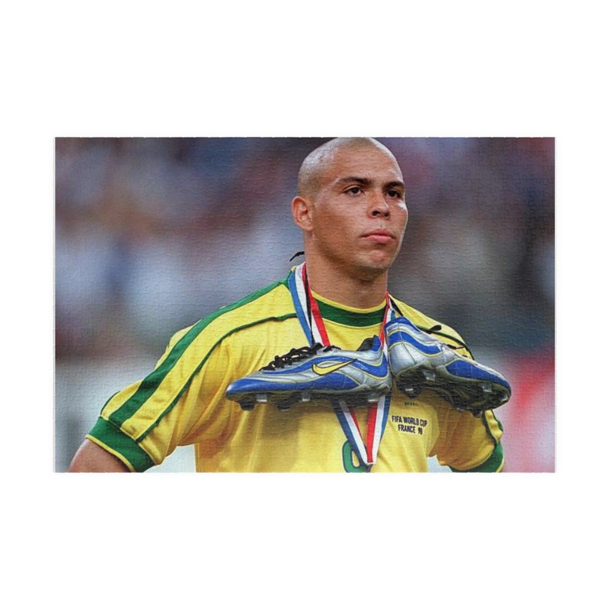 Brazilian Ronaldo R9 Soccer Medalist Photo Puzzle — 110/252/520/1014-Piece Sports Jigsaw