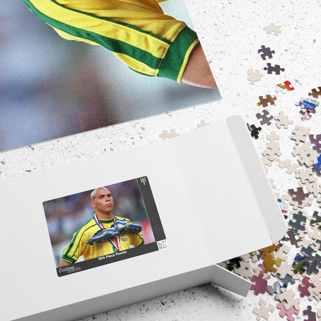Brazilian Ronaldo R9 Soccer Medalist Photo Puzzle — 110/252/520/1014-Piece Sports Jigsaw
