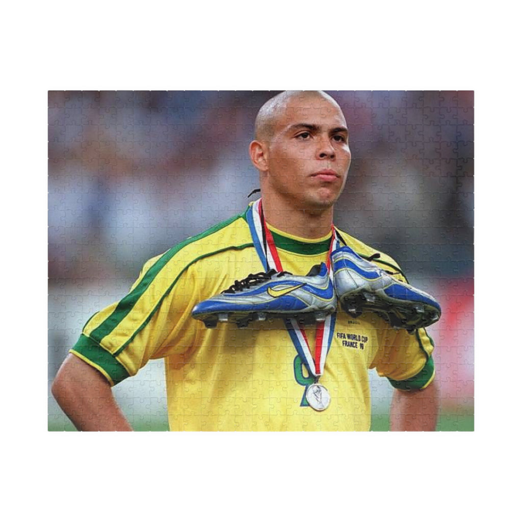 Brazilian Ronaldo R9 Soccer Medalist Photo Puzzle — 110/252/520/1014-Piece Sports Jigsaw